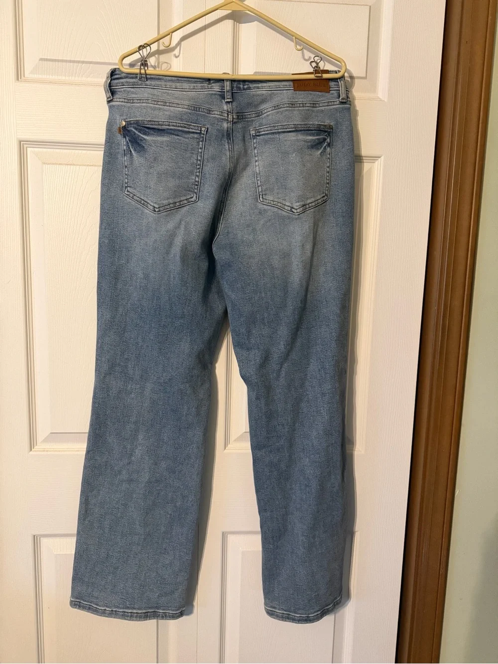 Judy Blue 90s Straight Distressed Straight Leg Women’s Jeans